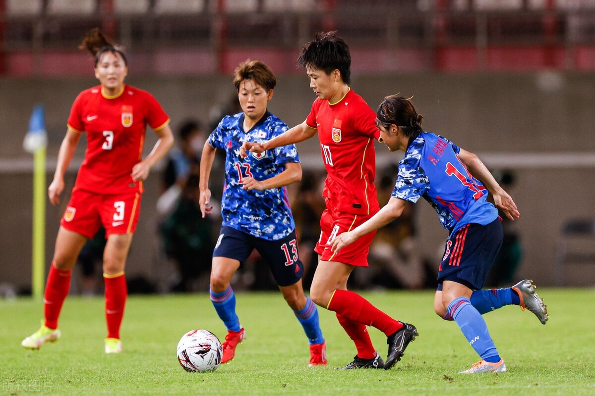 0-0！国足遗憾丢冠！中国女足1胜2平结束东亚杯，尴尬延续3大纪录的简单介绍